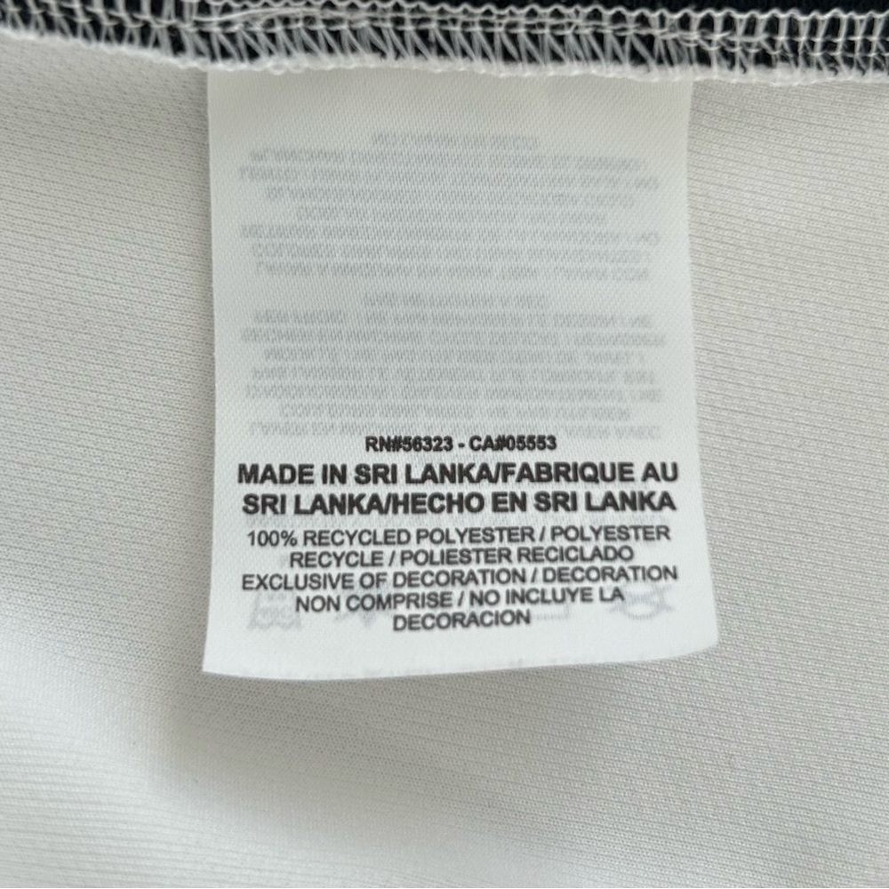 🌸Women’s 2015 U.S. Soccer Jersey. Size: Medium. White/Black - Picture 7 of 10